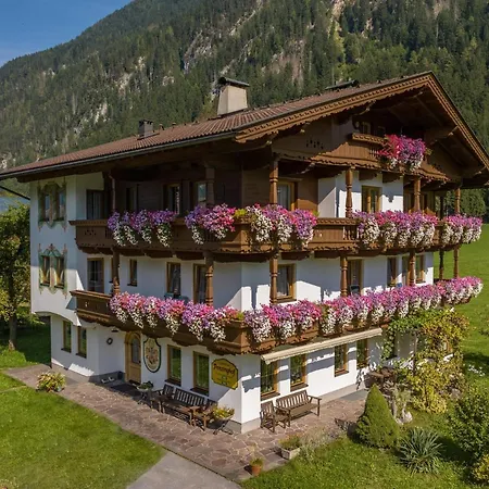 Penzinghof Apartment Mayrhofen